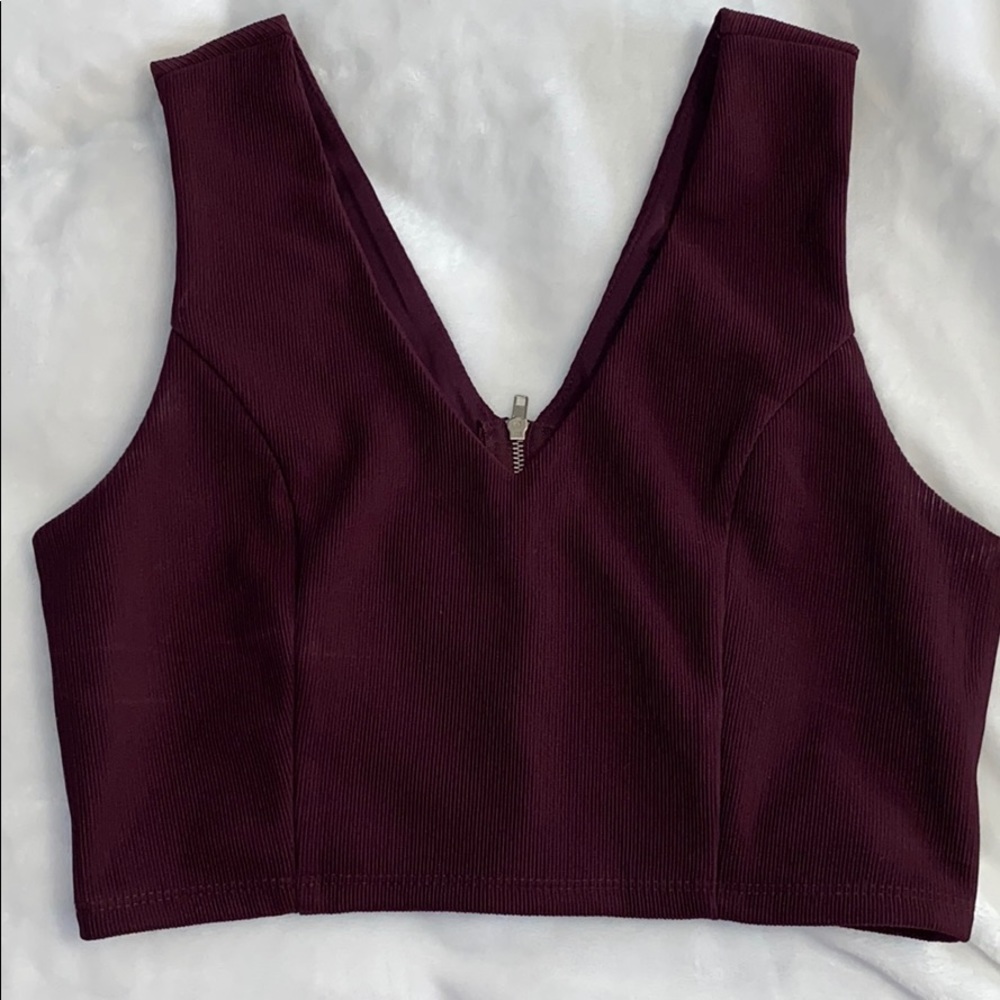 Cropped tank